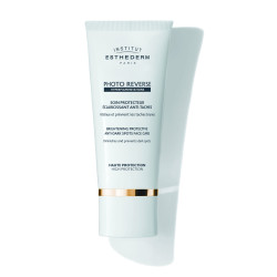 Esthederm Photo Reverse Soin Protecteur Éclaircissant Anti – Taches – Beauty Flash Shop Online